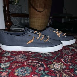 Sperry Navy shoe